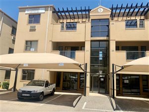 110 m² Commercial space in Klipfontein View