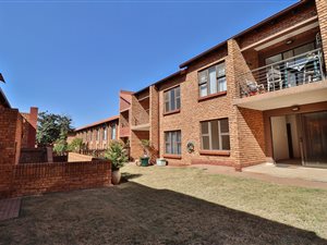 2 Bed Apartment in Die Wilgers