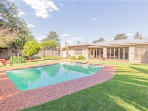3 Bed House in Daggafontein