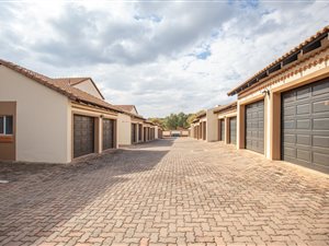 2 Bed Apartment in Faerie Glen