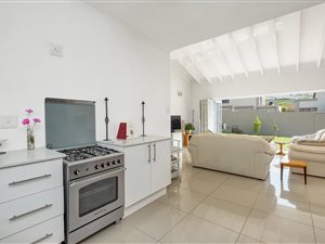 2 Bedroom Simplex in Willaway