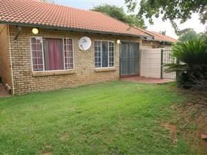 3 Bedroom Simplex in Die Wilgers