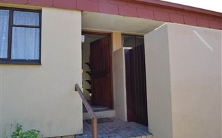 2 Bedroom House in Ferndale