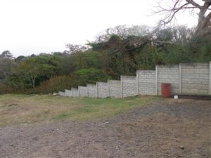 3694 m² Commercial space in Bluff