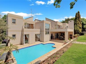 6 Bed House in Dainfern