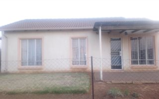 3 Bedroom House in Vanderbijlpark CE7