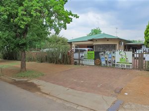 5 Bed Simplex in Potchefstroom Central