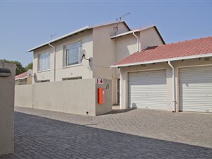 2 Bed Duplex in Beyers Park