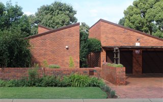 3 Bedroom House in Selection Park