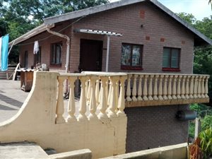 3 Bed House in Valdin Heights