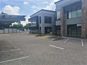 250 m² Commercial space in Morehill