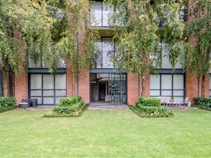 1 Bed Duplex in Melrose North