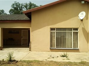 2.5 ha Farm in Vaalview