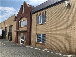 644 m² Industrial space in Sunnyrock