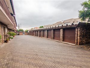 2 Bed Townhouse in New Redruth