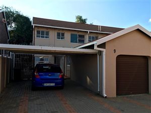 3 Bed Townhouse in Fairland