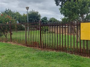 1 ha Farm in Mooiplaats AH