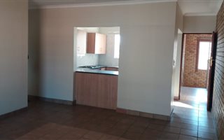 3 Bedroom Flat in Waterval East
