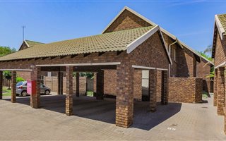 3 Bedroom House in Noordwyk