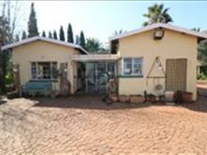 1.8 ha Farm in Bredell AH