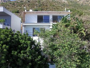 3 Bed House in Mountainside