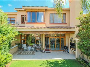 3 Bedroom Townhouse in Bedford Park