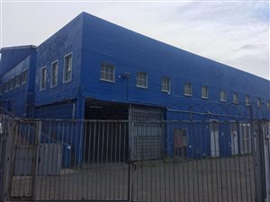 9680 m² Industrial space in Jacobs
