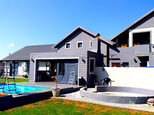 3 Bed House in Grimbeek Park