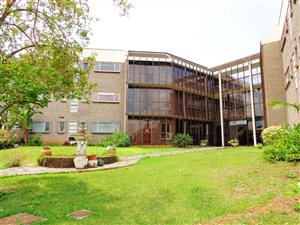 2 Bed Apartment in Pelham