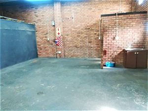 117 m² Commercial space in Alton