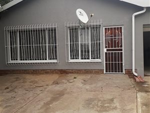 4 Bed House in Del Judor