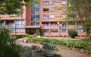 2 Bedroom Flat in Pelham