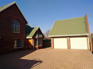 3 Bed Cluster in Rynfield