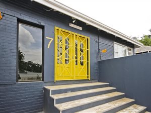 195 m² Commercial space in Parkhurst