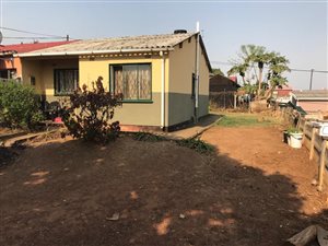 2 Bed House in Trenance Manor