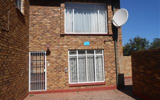 2 Bedroom Apartment in Heidelberg Central