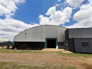 875 m² Industrial space in Klerksoord