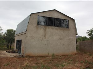9.1 ha Farm in Broederstroom