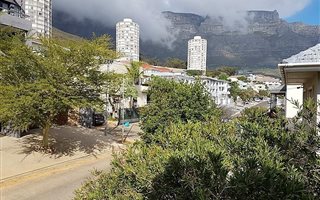 2 Bedroom Apartment in Vredehoek