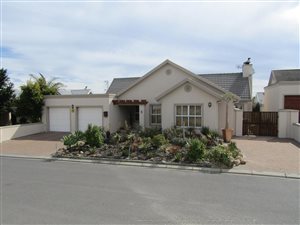3 Bedroom House in Zevenzicht