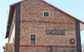 1 Bedroom Apartment in Bult West