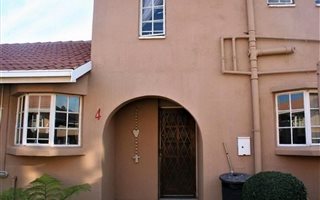 1 Bedroom Townhouse in Norkem Park