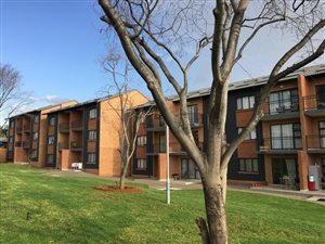 1 Bed Apartment in Centurion CBD