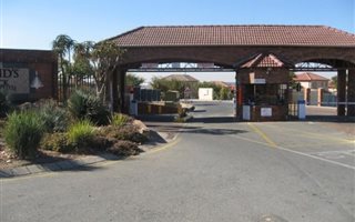 3 Bedroom Cluster in Parkrand