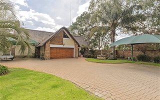 8850 m² Farm in Benoni North