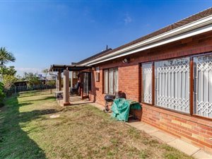 3 Bed Townhouse in Atholl Heights