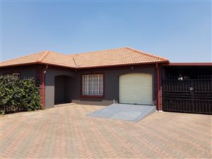 3 Bedroom Townhouse in Cultura Park
