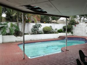 5 Bedroom House in Berea