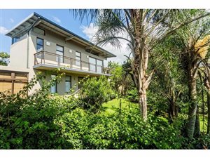 3 Bed House in Palm Lakes Estate
