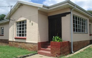 3 Bedroom House in Egerton